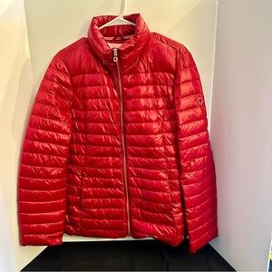 kate spade ♠️- Packable Down Jacket with Retractable Hood, “Burgundy” , XL